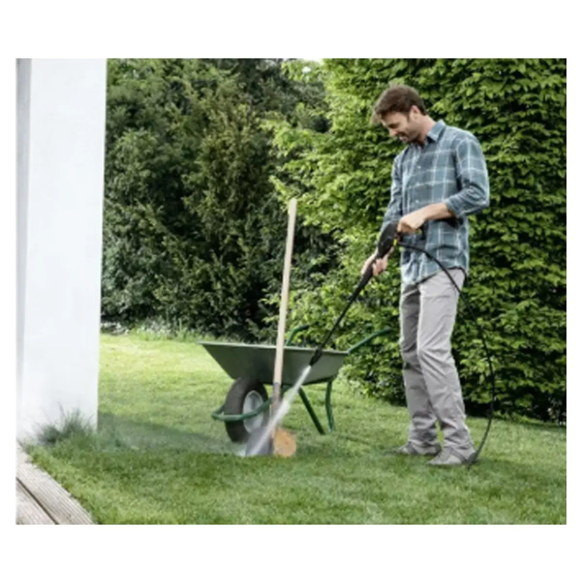 Perač pod pritiskom Karcher K2 Universal Edition